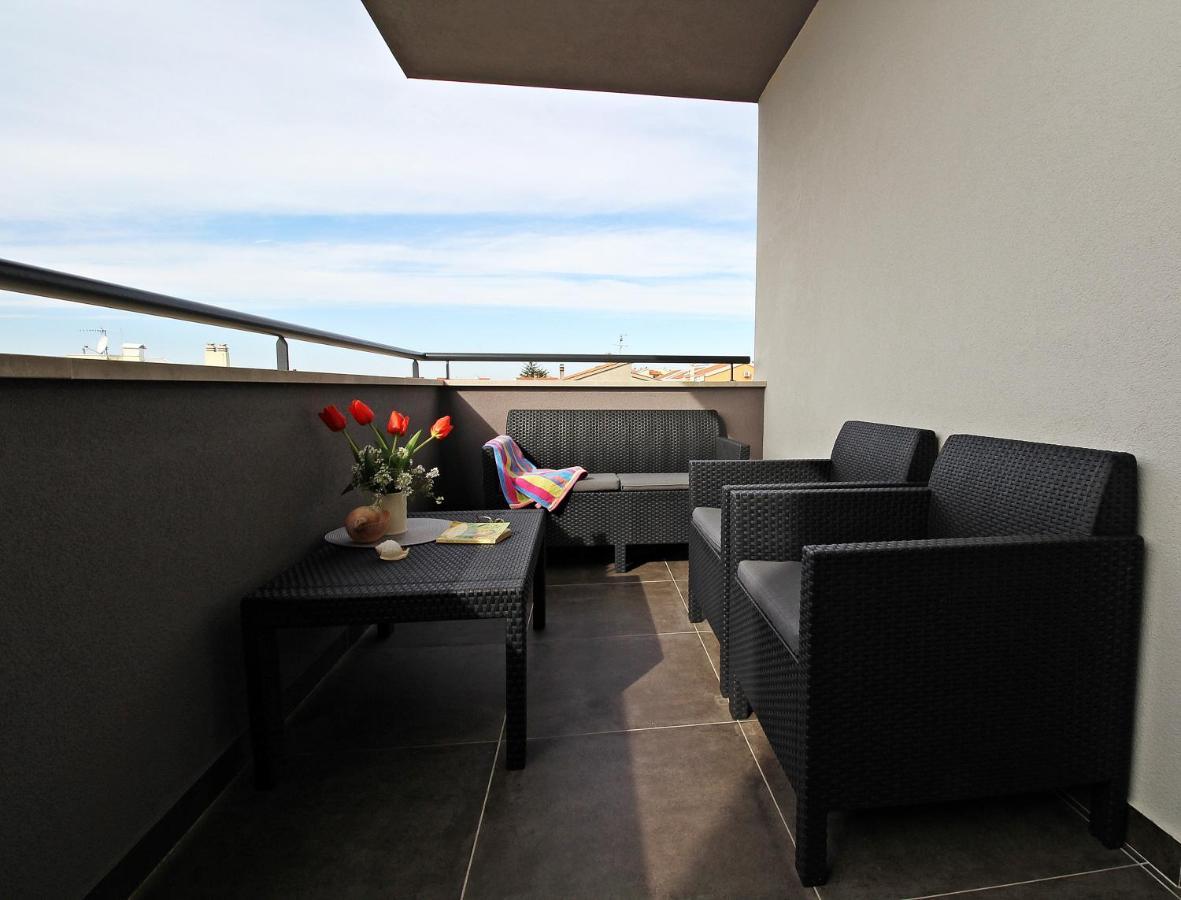 Blue Lagoon Apartments Задар Екстериор снимка