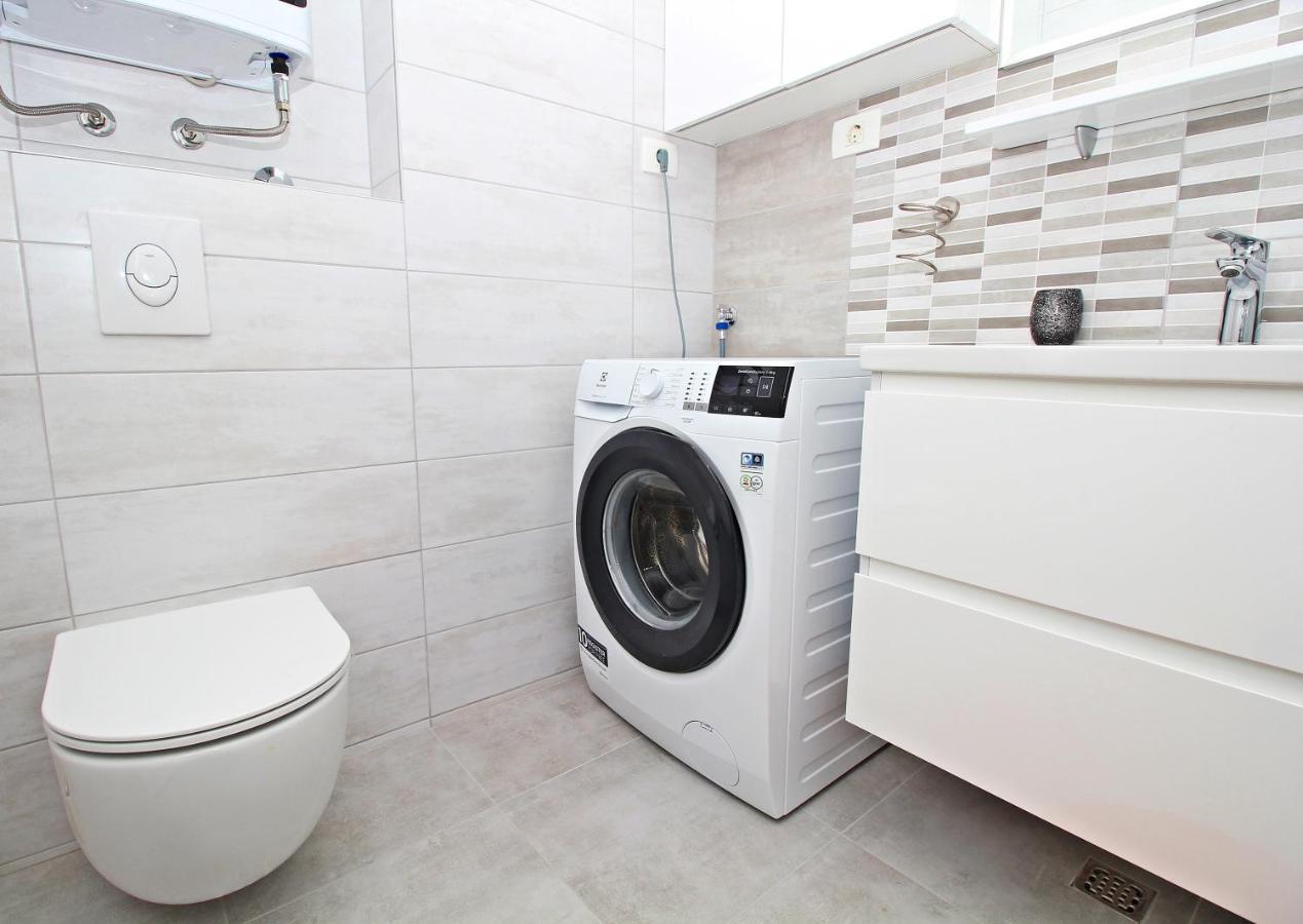 Blue Lagoon Apartments Задар Екстериор снимка