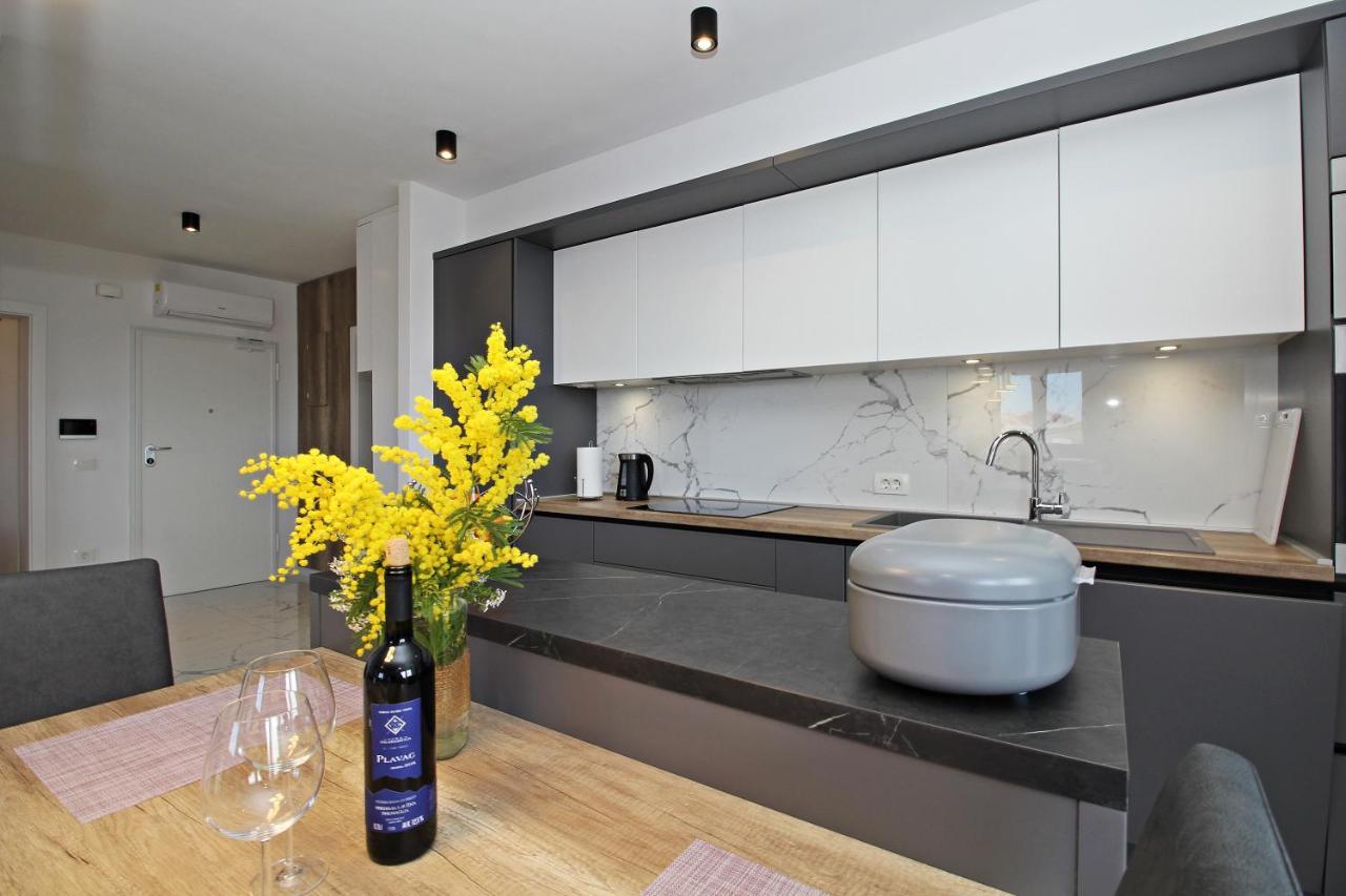 Blue Lagoon Apartments Задар Екстериор снимка